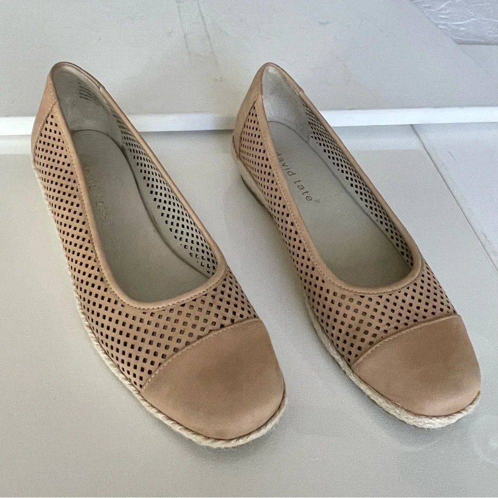 David Tate Ballet Flat Laser Cut‎ Leather Espadrilles Wedge Tan Sz 8
